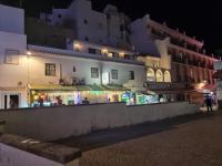Wonder Charm Guesthouse - B&B