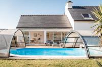 Tipoz'Immo - Belle Bretagne piscine chauffée - proche de la mer - wifi inclus - linge inclus et lits faits - jardin clos - animaux bienvenus - proche des commerces et des attractions touristiques - B&B Plovan