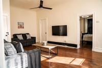 One Bed Retreat in Long Branch - Bed and Breakfast Long Branch
