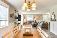 Pet-Friendly Westport Vacation Rental w/ Hot Tub! - B&B Westport
