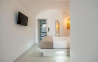 Standard Suite with Hot Tub & Sea View 