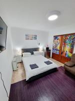 Large Modern Double Room - B&B