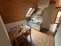 Apartment mit Balkon