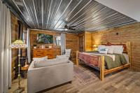 Little Mountain Hide Away - B&B