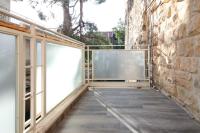 Bright, Spacious, & Homey Central Rechavia Residence - Ferienwohnung