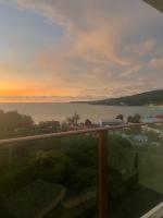 Oceana Kamala Stunning corner Suite Sea View - B&B Ban Kamala