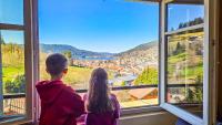f2 VUE INCROYABLe sur lac avec jardin avec balnéo et 400m centre - Chambres d’hôtes Gérardmer