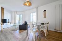 Appartement une chambre avec 3 balcons et parking - B&B Marcq-en-Barœul