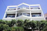 Crow's Nest Fish Hoek Apartment - B&B Fish Hoek