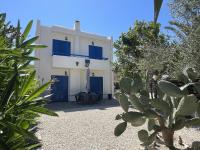 Boutique Family Design Villa near Sea - Chambres d’hôtes Chlórakas