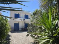 Boutique Family Design Villa near Sea - B&B Chlórakas