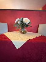 Apartment mit Balkon