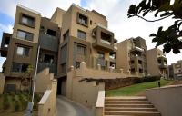 Appartamento con 2 Camere da Letto e Vista Giardino 