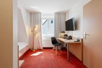 Steiners Hotel Airport-Messe - Bed and Breakfast Stuttgart