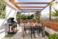 Magnolia Terrace by Amazing Madeira - B&B Funchal