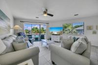 Crystal Village II Unit 10B- close to beach and pool! - B&B Destin