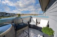 King Bed Newly Updated Condo! - Chambres d’hôtes Grand Haven