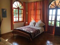 Studio mit Poolblick (2 Erwachsene) 