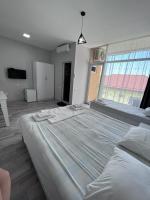 Triple Room with Bath