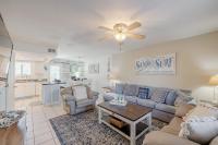 Captain's Quarters at Gulf Highlands Beach Resort - B&B Panama City Beach