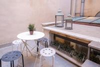 HomeHouse Serpenti - Colosseum - Rione Monti - B&B