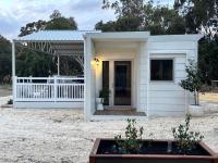 Magnolia Cottage - Bed and Breakfast
