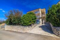 Apartment Meri 2nd floor - Chambres d’hôtes Dramalj