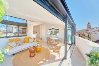 Santos 7 - bright 2-bedroom duplex apartment with two terraces - B&B Málaga