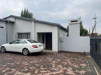 88 on Hazelwood Your Urban Oasis - B&B