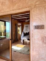 Nuru Room at Lulu Beach - B&B