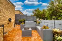 Magnificent Villa Load-Shedding Free! - Bed and Breakfast Kaapstad