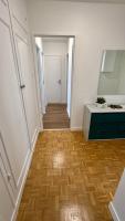 Apartement 8 personnes, 4 lits Créteil, metro 20 min de Paris - B&B