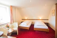 Twin Room with Private Bathroom