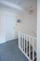 3-Bed Home Near Town Center - B&B Stirling