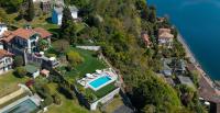 Charming villa Il Motto with pool - B&B Verbania