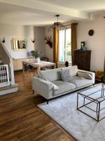 Magnifique maison familiale proche de Paris et Orly aéroport - B&B