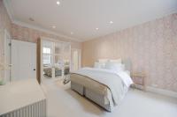 Lovely 2 Bedroom Flat in the Heart of Kensington - Chambres d'hôtes Londres