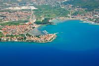 Luxury Seaside Apartment for 4, Steps from the Beaches, Bars, Restaurants, Center of Stobreč - Ferienwohnung