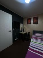 Einzelzimmer mit eigenem Bad