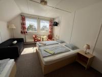 Comfort Triple Room with Shower
