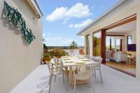 8 Colonial - B&B Noosaville