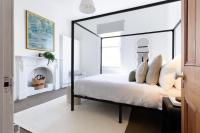 Elegant 2-Bedroom Home with Curated Decor & Outdoor Entertaining - Bed and Breakfast Invermay