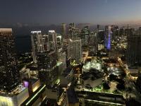 Magic Miami Penthouse Balcony, Insane Ocean & City Views Luxury,Pool,Spa,Gym - B&B Miami