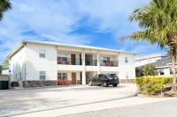 SōLE #4,2 BR-Riverview-2 min to BEACH-Launch Views-Balcony - B&B