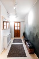 Forest Villa Private Studio with Balcony & Parking - Hublou Home 4 - B&B