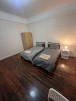 Triple Room in Great Earlwood Location Perfect for Travellers - EW4 - B&B