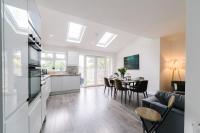 5 Luxe Ensuite Bedrooms Solihull Gem - B&B