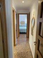 Apartamento de 3 dormitorios y vistas al mar