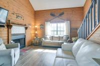 Relax Fireside! Home 8 Mi to Silver Dollar City - Chambres d'hôtes Branson