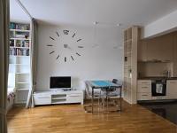 Стильная квартира с видом на море и библиотекой - B&B